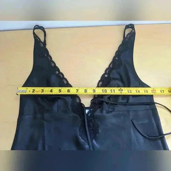 LA SENZA Sexy Night Dress size medium Glossy black color sexy low-necked - Picture 6 of 8